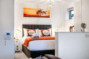 Cosy Windsor Luxury Studio
